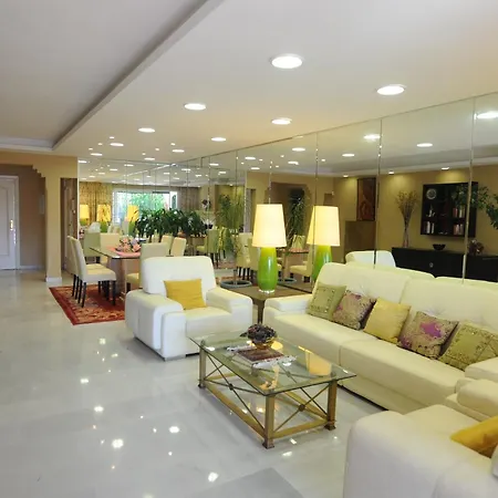 公寓 Bonito Piso Con Jardines Y Piscina 埃斯特波纳