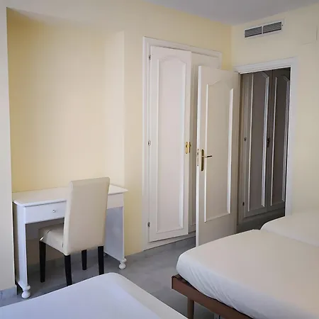 公寓 Bonito Piso Con Jardines Y Piscina *