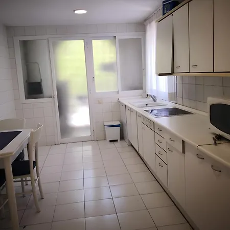 公寓 Bonito Piso Con Jardines Y Piscina