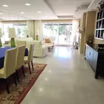Bonito Piso Con Jardines Y Piscina *