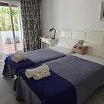 Bonito Piso Con Jardines Y Piscina Apartment *