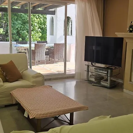 Bonito Piso Con Jardines Y Piscina Appartamento *