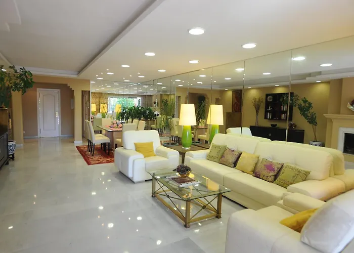 Apartment Bonito Piso Con Jardines Y Piscina Estepona